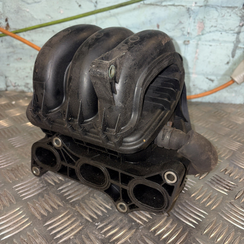 Peugeot 107 Inlet Manifold Injector Rail 1.0 Petrol 1KR Citroen C1 Toyota Aygo