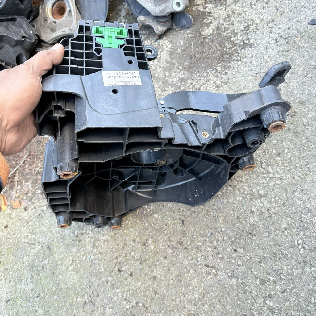 Fiat Qubo Brake Clutch Pedal Box 2008-2019 51944741