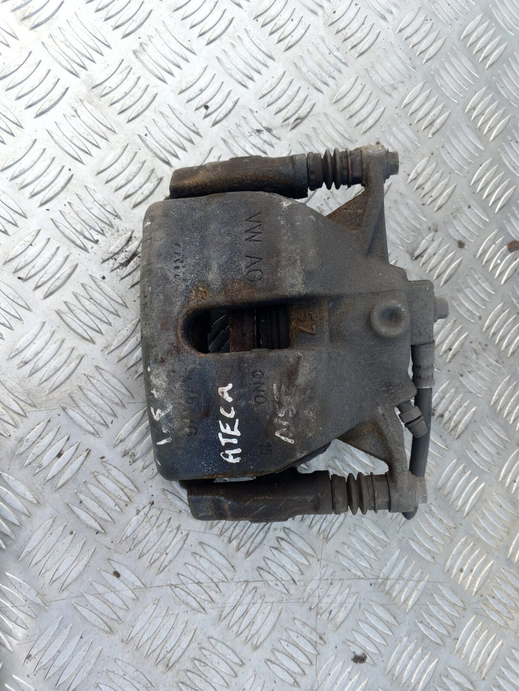 SEAT ATECA MK1 2016-2025 FRONT LEFT N/S BRAKE CALIPER CARRIER 8V0615123D