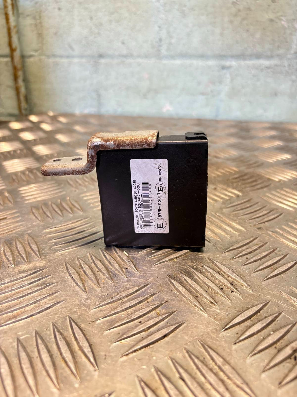 Toyota Prius Hybrid Immobilizer ECU Transponder Module 89780-47020#NP50