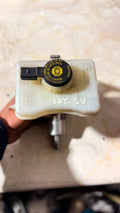 AUDI A5 2012 BRAKE MASTER CYLINDER & BOTTLE 8K0611021A