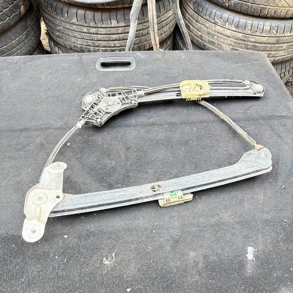 VW Polo 9N3 2005-2009 5-Door Front Right Driver Window Regulator 6Q4837462G