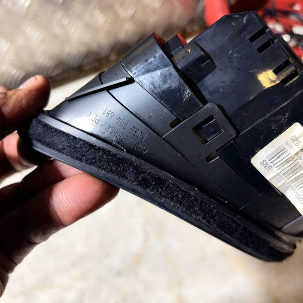 2006 AUDI A4 INSTRUMENT SPEEDOMETER PETROL 0263626092 8E0920951E BLACK