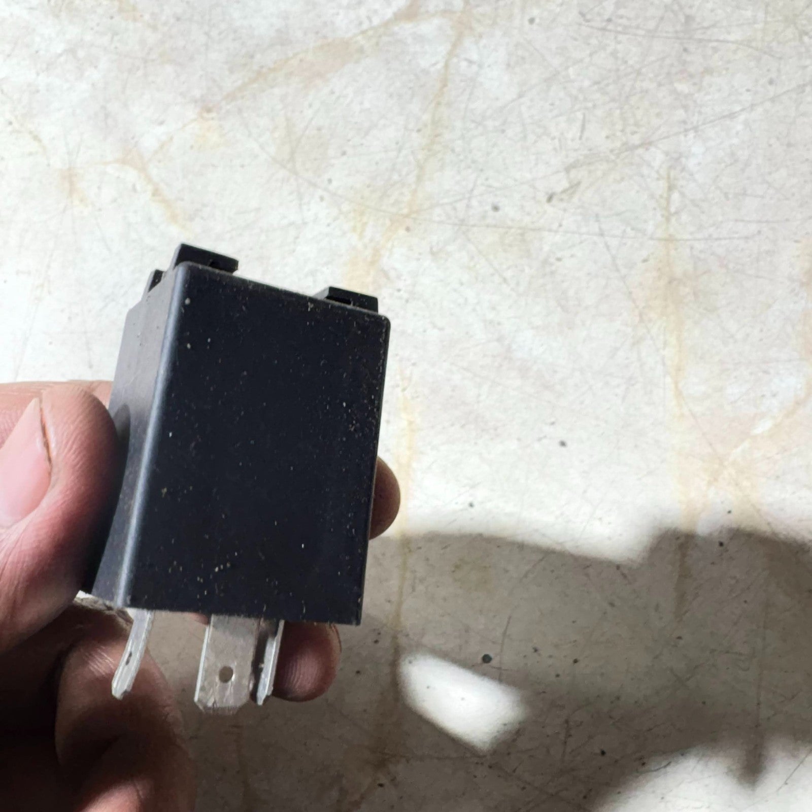 DFSK Glory 330/360/370 Electronic Flasher Relay 3735090-01