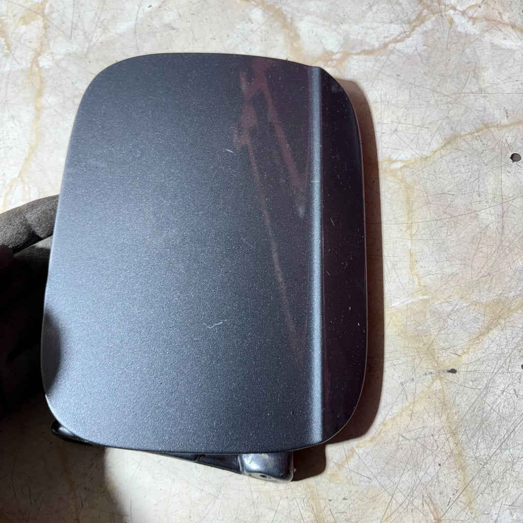 SEAT EXEO 2008-2013 FUEL FLAP COVER 3R0010685M