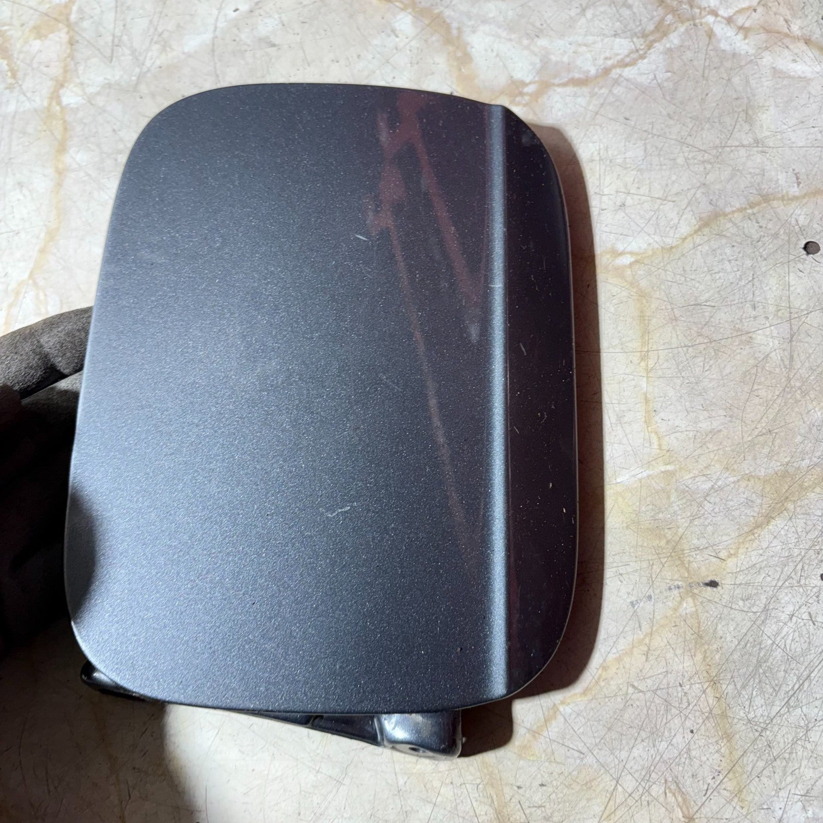 SEAT EXEO 2008-2013 FUEL FLAP COVER 3R0010685M