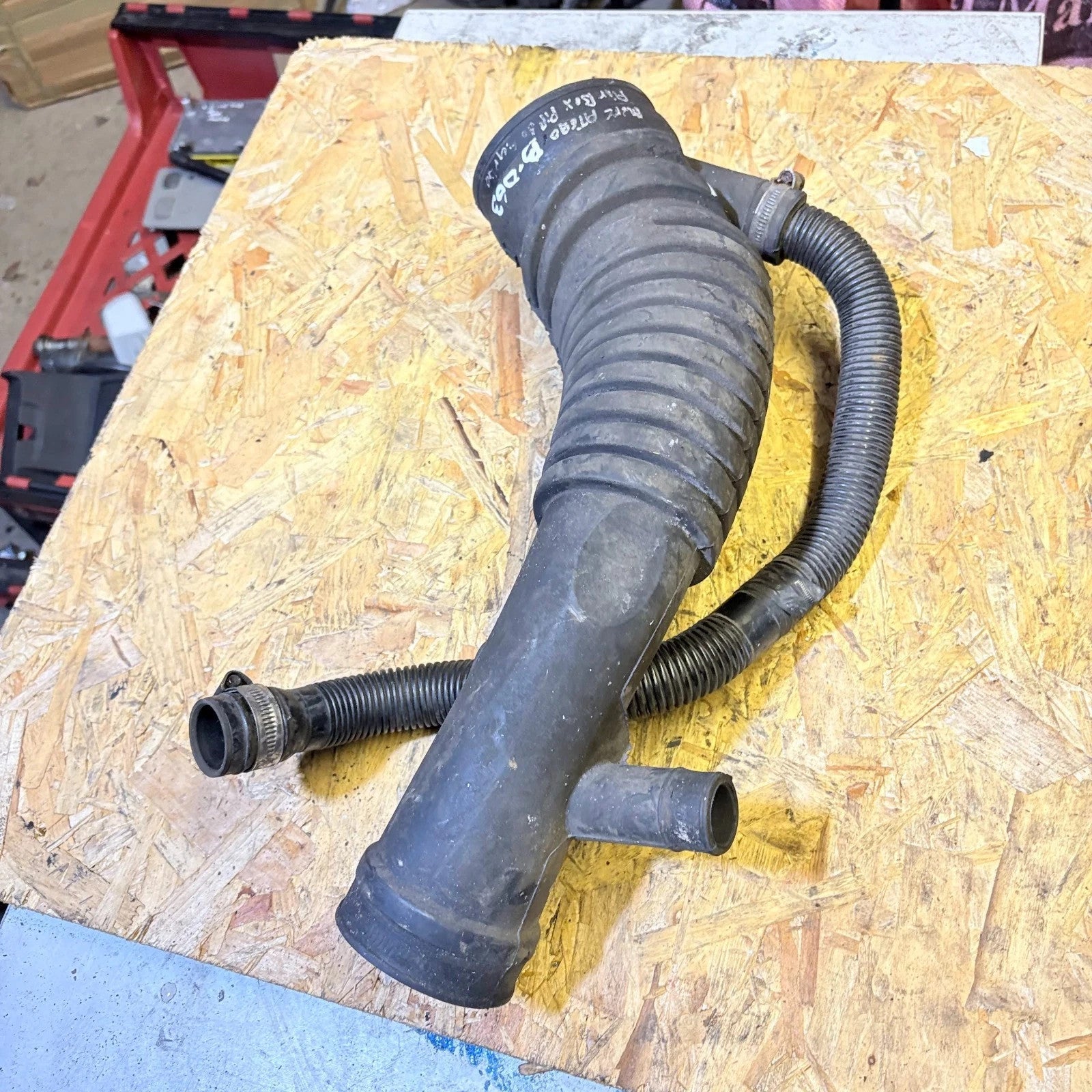 Mercedes Atego 1998-2004 Air Intake Pipe