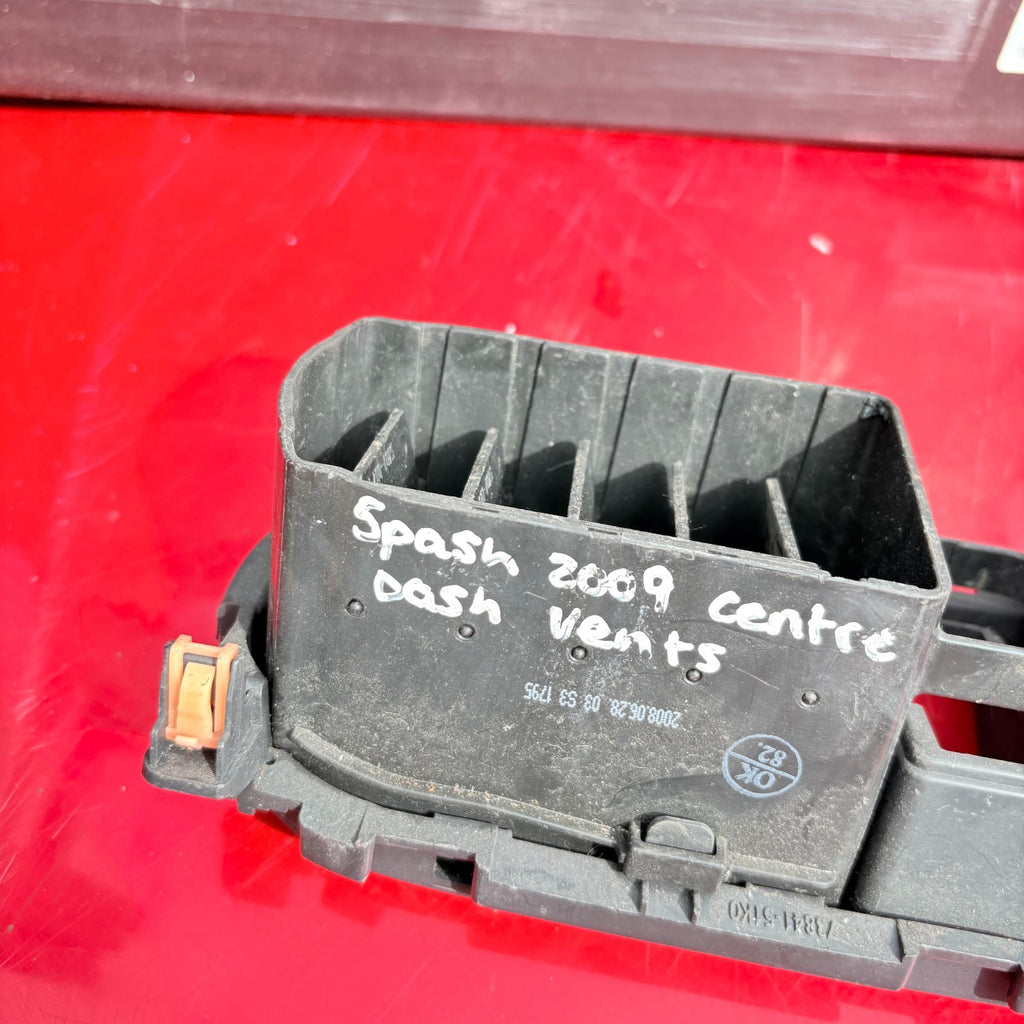 Suzuki Splash 2009 Centre Dashboard Air Vent
