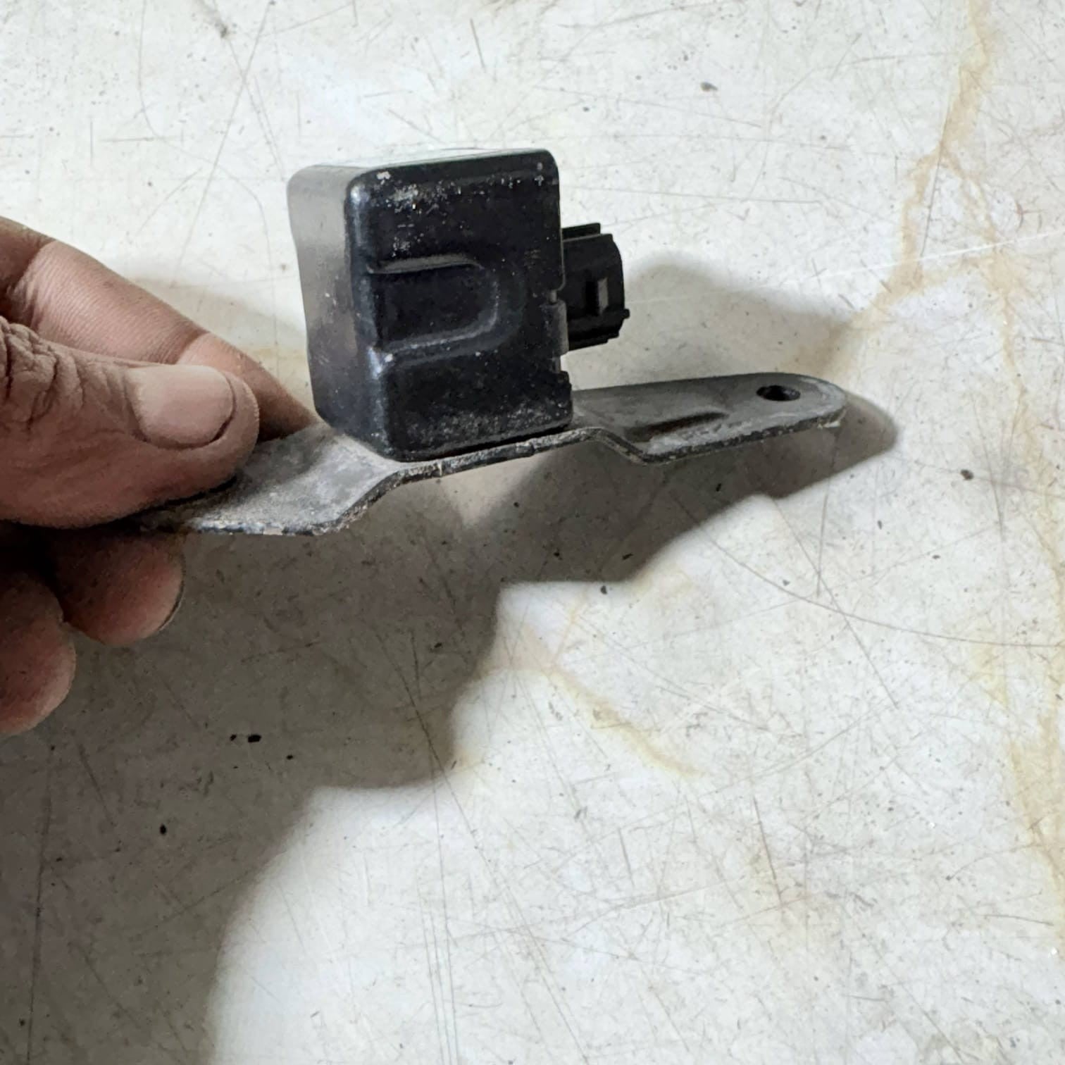 NISSAN CUBE Z11 MK2 (2006) CRASH IMPACT SENSOR 98582AX000