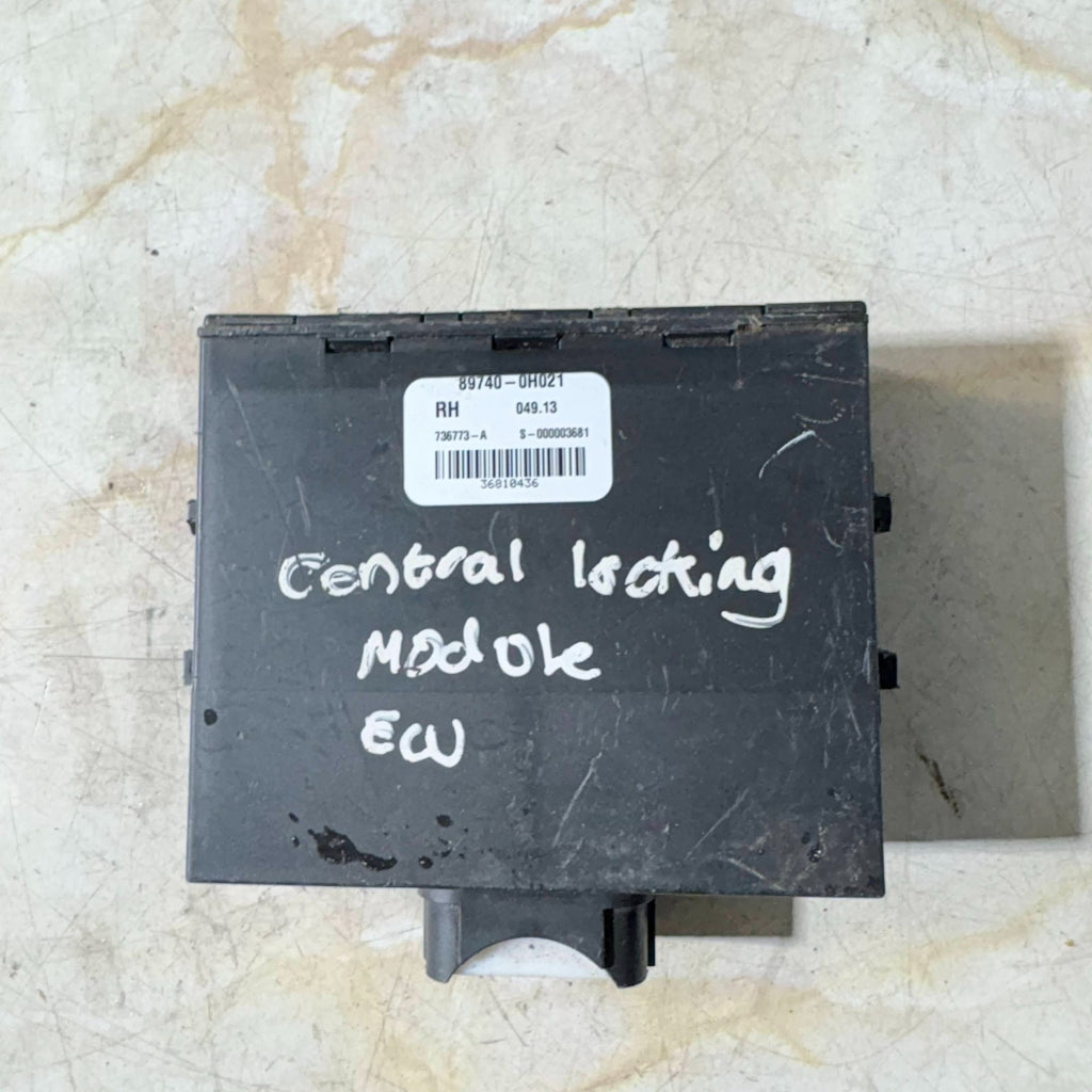 TOYOTA AYGO 2013 DOOR CONTROL MODULE ECU 89740-0H021