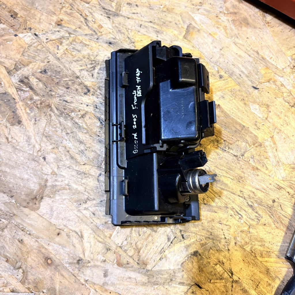 Honda Accord 2002-2008 Tourer CM1 CM2 CN2 Centre Console Ashtray 12V Socket