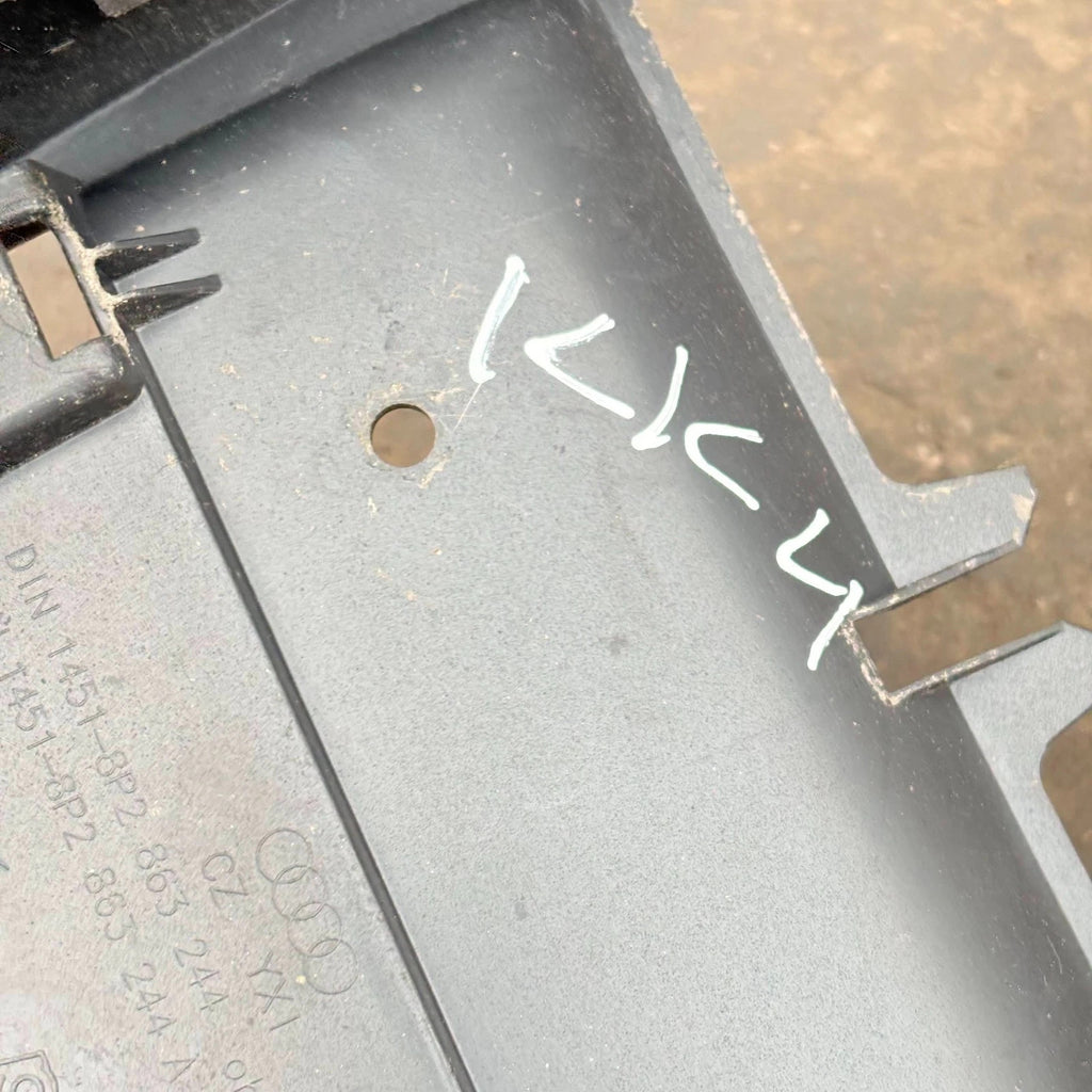 Audi RS3 8P Centre Console With Arm Rest Hole 8P2863244
