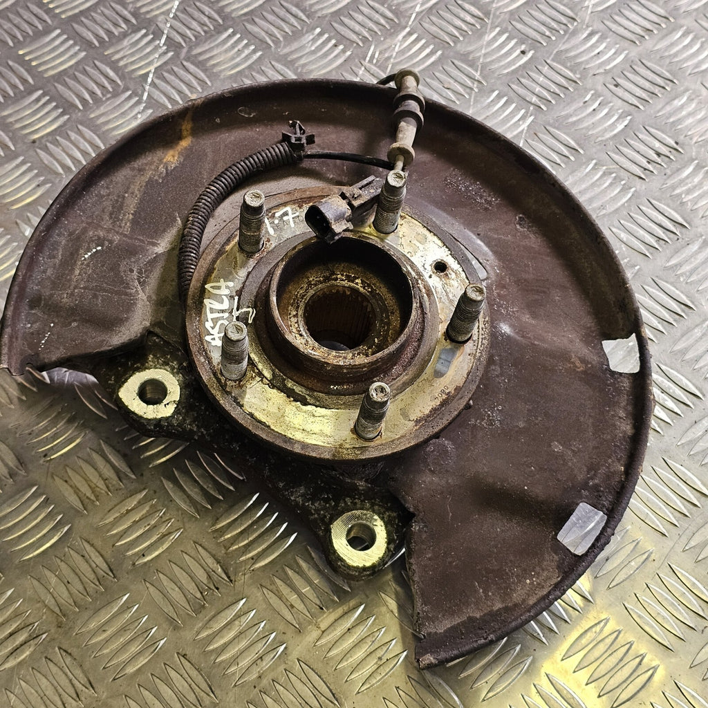 Vauxhall Astra J 1.7 CDTI 2010-2014 5 Door NSF Hub Knuckle ABS 13319482 13583479