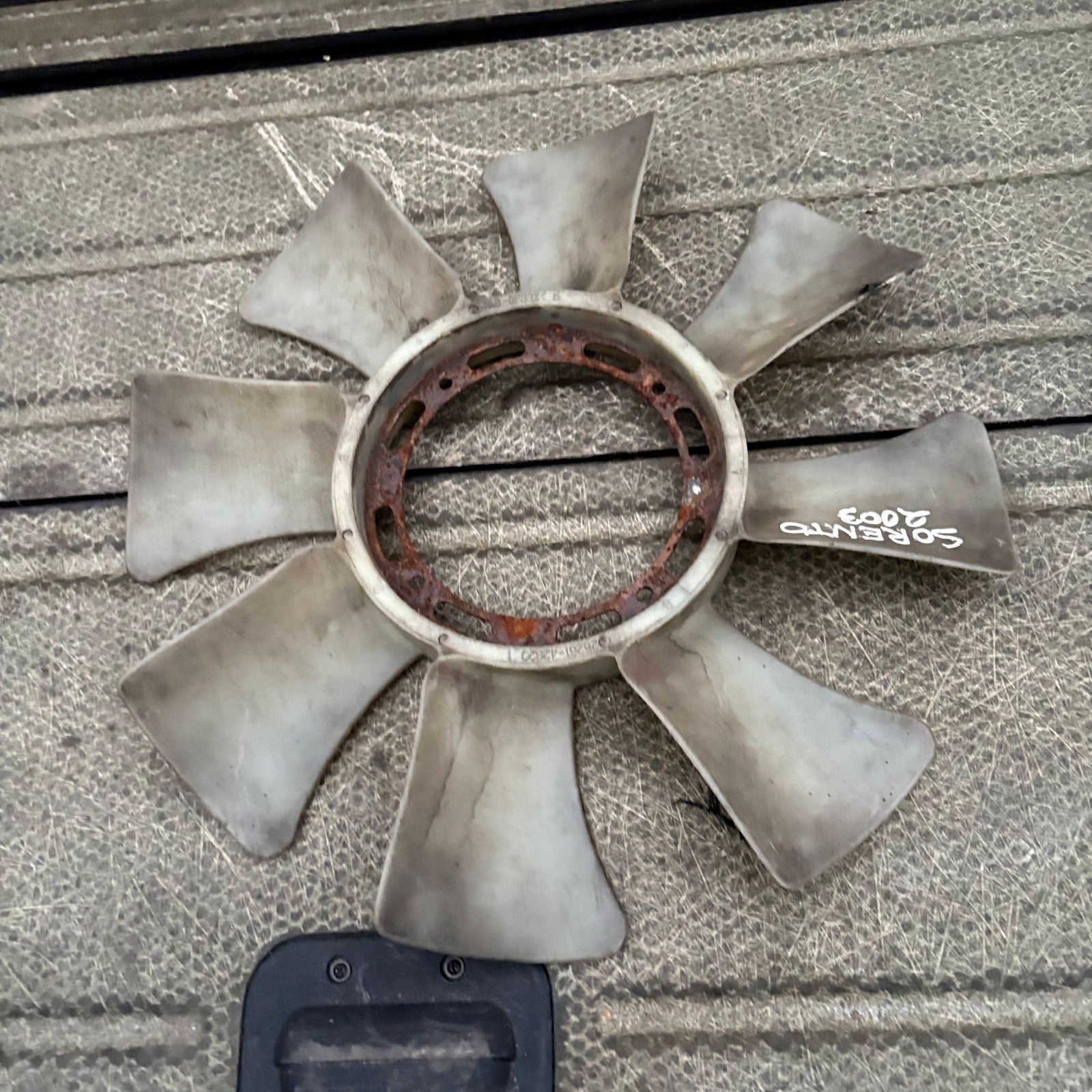 KIA SORENTO MK1 02-09 2.5 CRDI DIESEL ENGINE RADIATOR COOLING FAN 25261-42920
