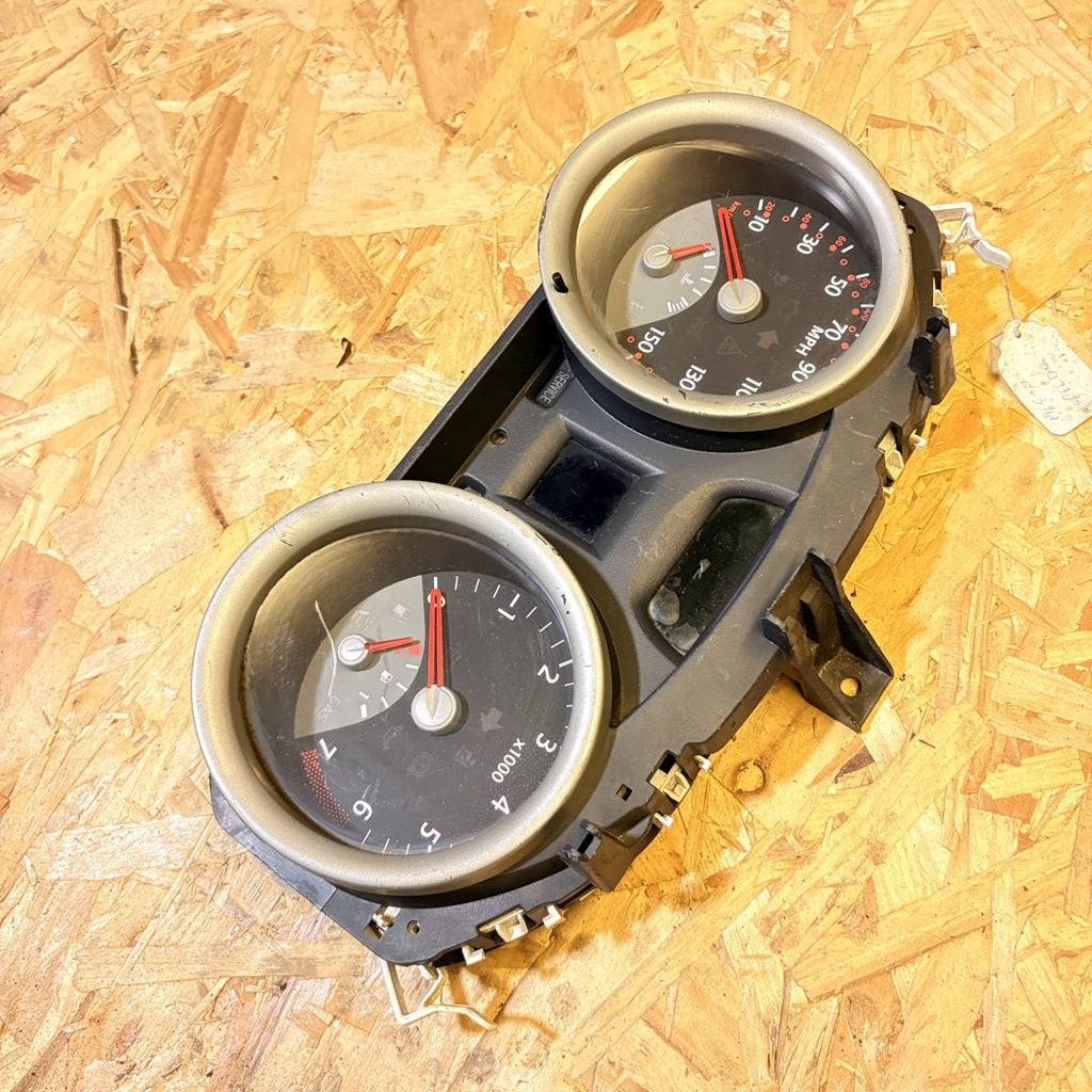 RENAULT CLIO MEGANE II SPEEDOMETER INSTRUMENT CLUSTER CLOCK 2RPF-10A855-AD
