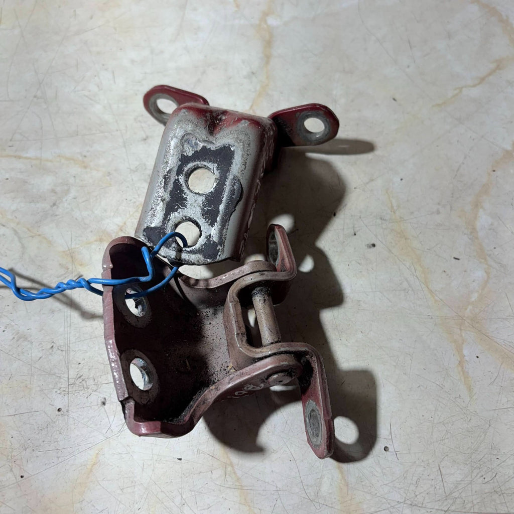 Nissan Note 2004-2013 Left Passenger Nearside Front Door Hinge