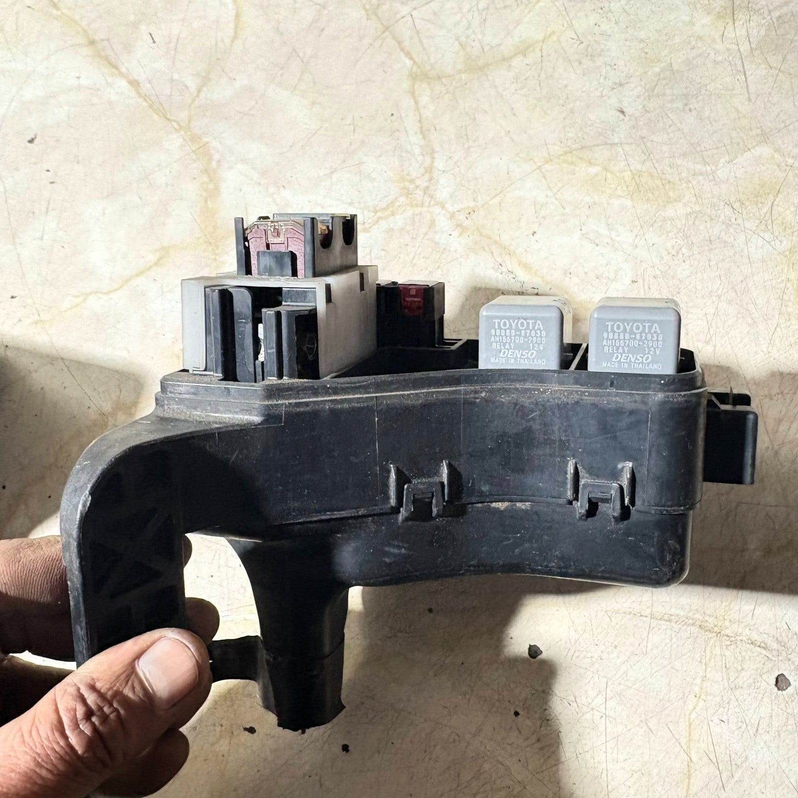 Toyota Avensis T25 2003–2009 Fuse Box Module