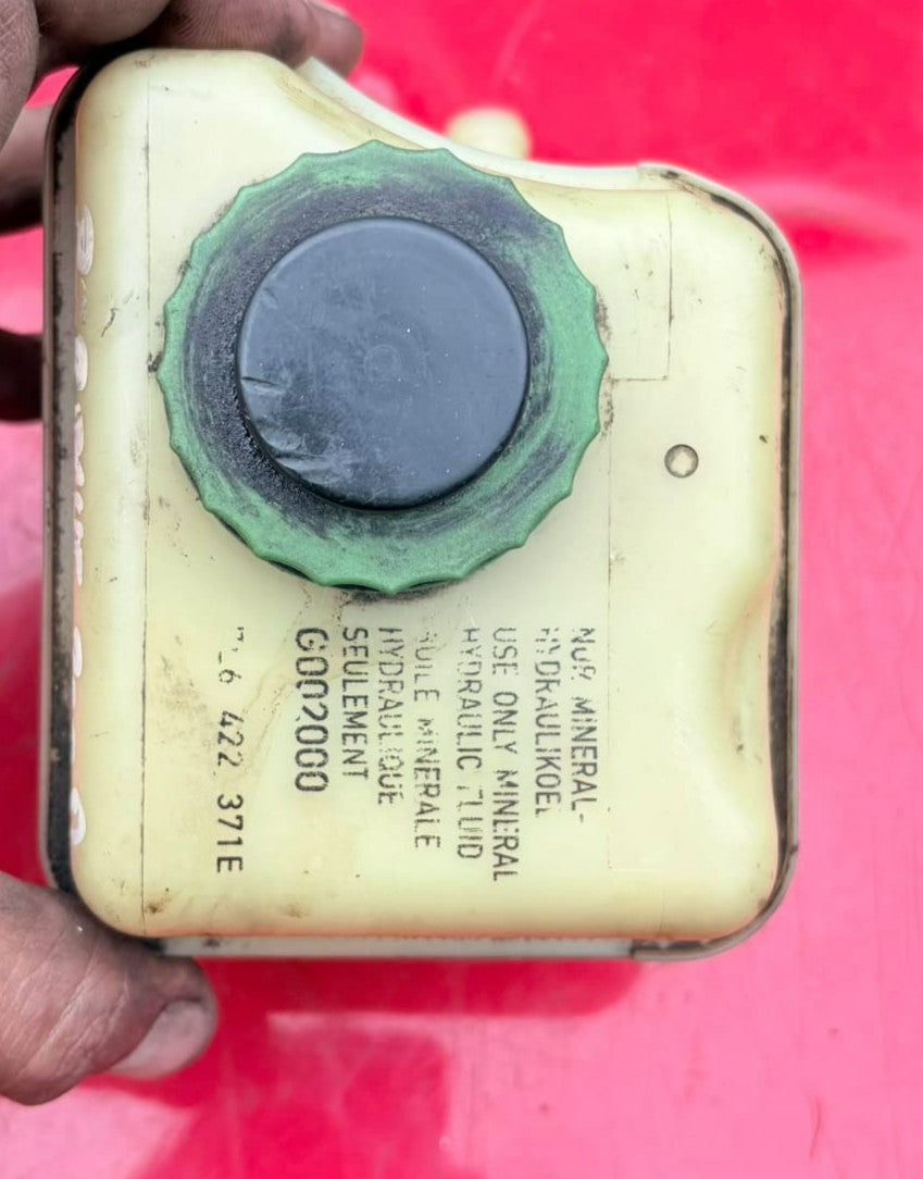 AUDI Q7 POWER STEERING FLUID TANK BOTTLE 2002 7L6422373B