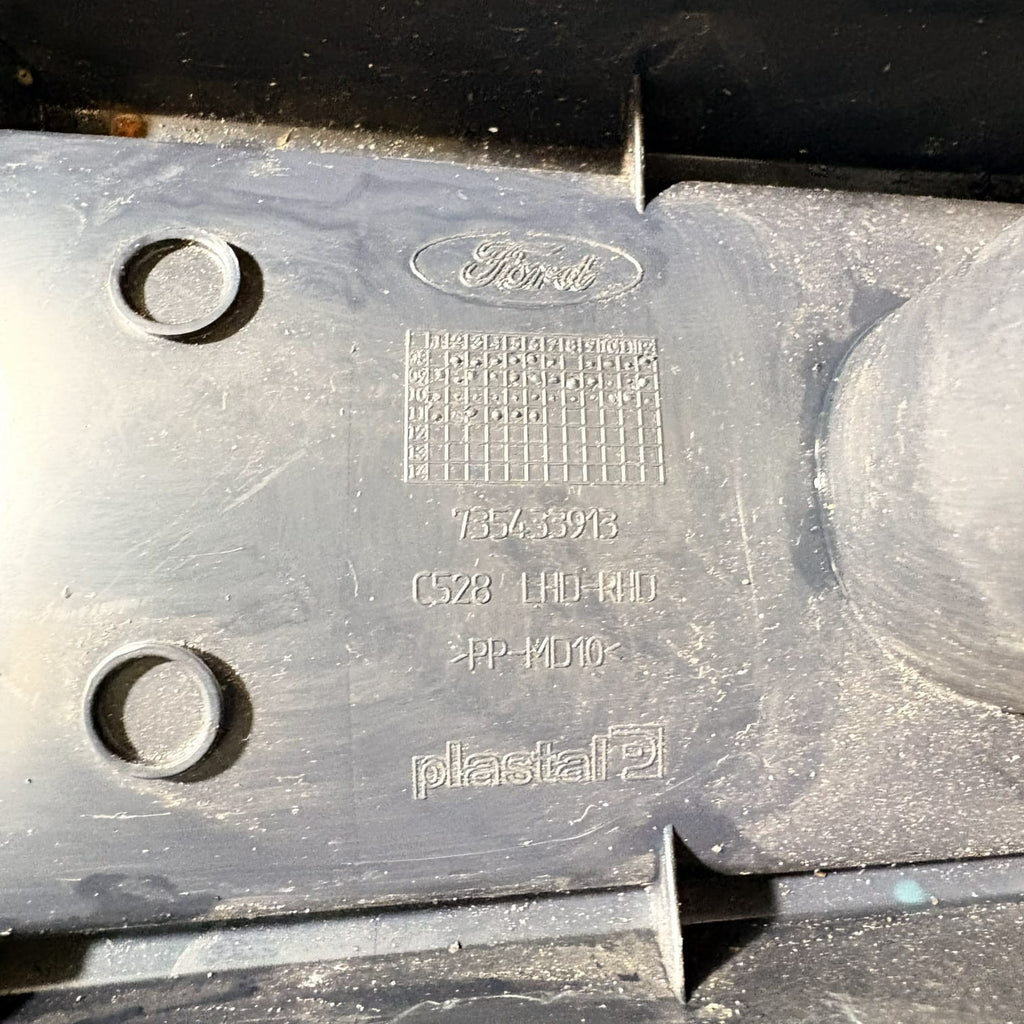 FORD KA MK2 CENTRE CONSOLE CUP HOLDER 2014 735433913,, B18