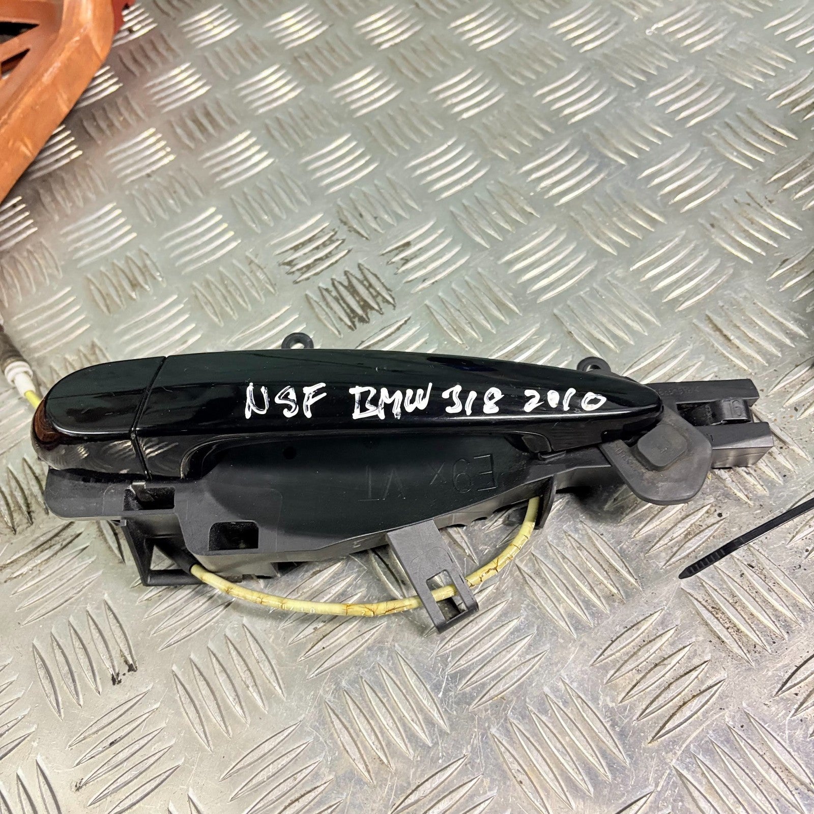 BMW 3 SERIES 318 Passenger Front Left Outer Door Handle E9XVT 2005-2013