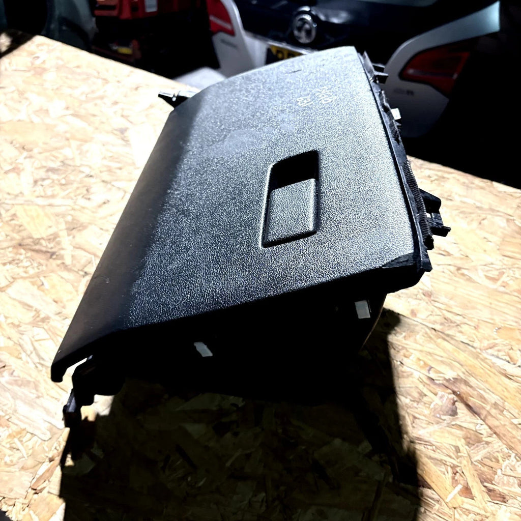 Kia Rio MK3 UB Glovebox Assembly Black RHD 5 Door Hatchback 2011-2017 Glove Box