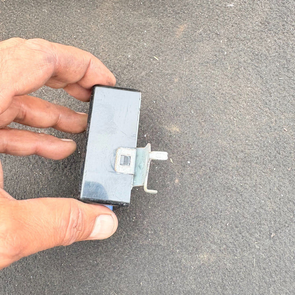 Toyota Prius Door Control Module Ecu 89740-47031
