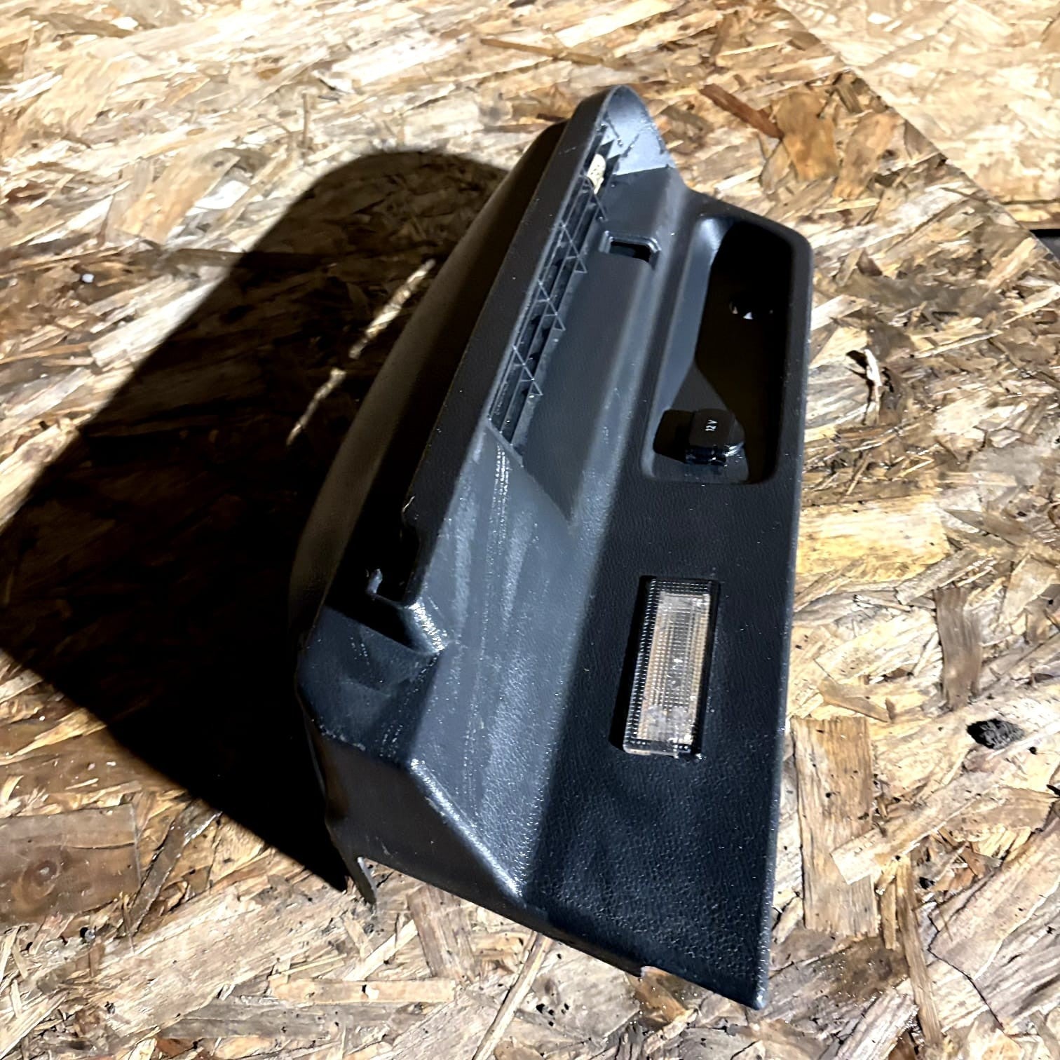 VW SCIROCCO MK3 2009 DRIVERS RIGHT BOOT PANEL PARCEL SHELF SUPPORT 1K8867762