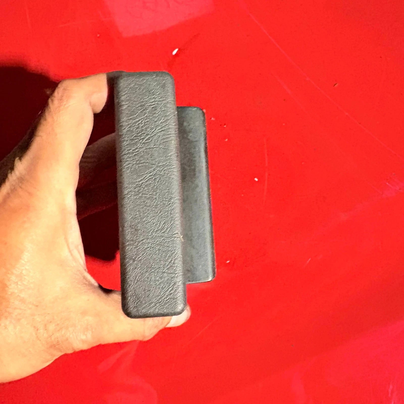 1999-2006 MITSUBISHI SHOGUN AUTO FUSE BOX COVER