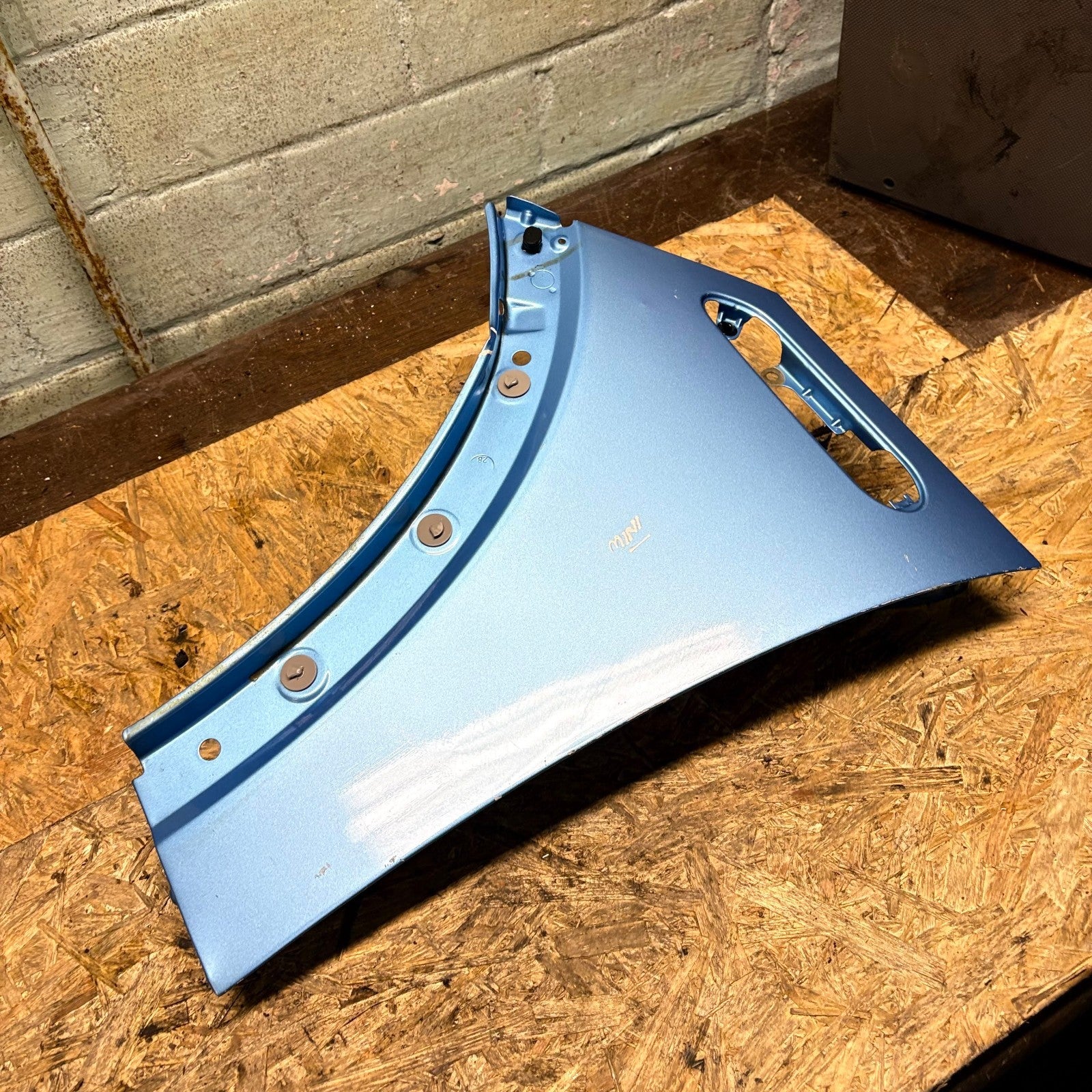 MINI One/Cooper R50/R53 2001-2006 R52 2004-2008 Passenger Front Left Wing Fender