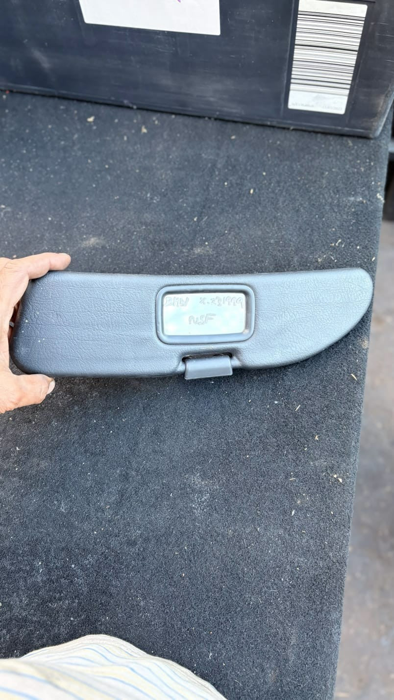 BMW Z3 OS Driver Side Sun Visor Black 10081010 1999