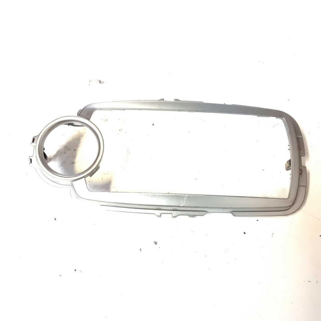 TOYOTA YARIS MK2 2005-2011 DASHBOARD CENTRE TOP INSTRUMENT CLOCK SURROUND BEZEL