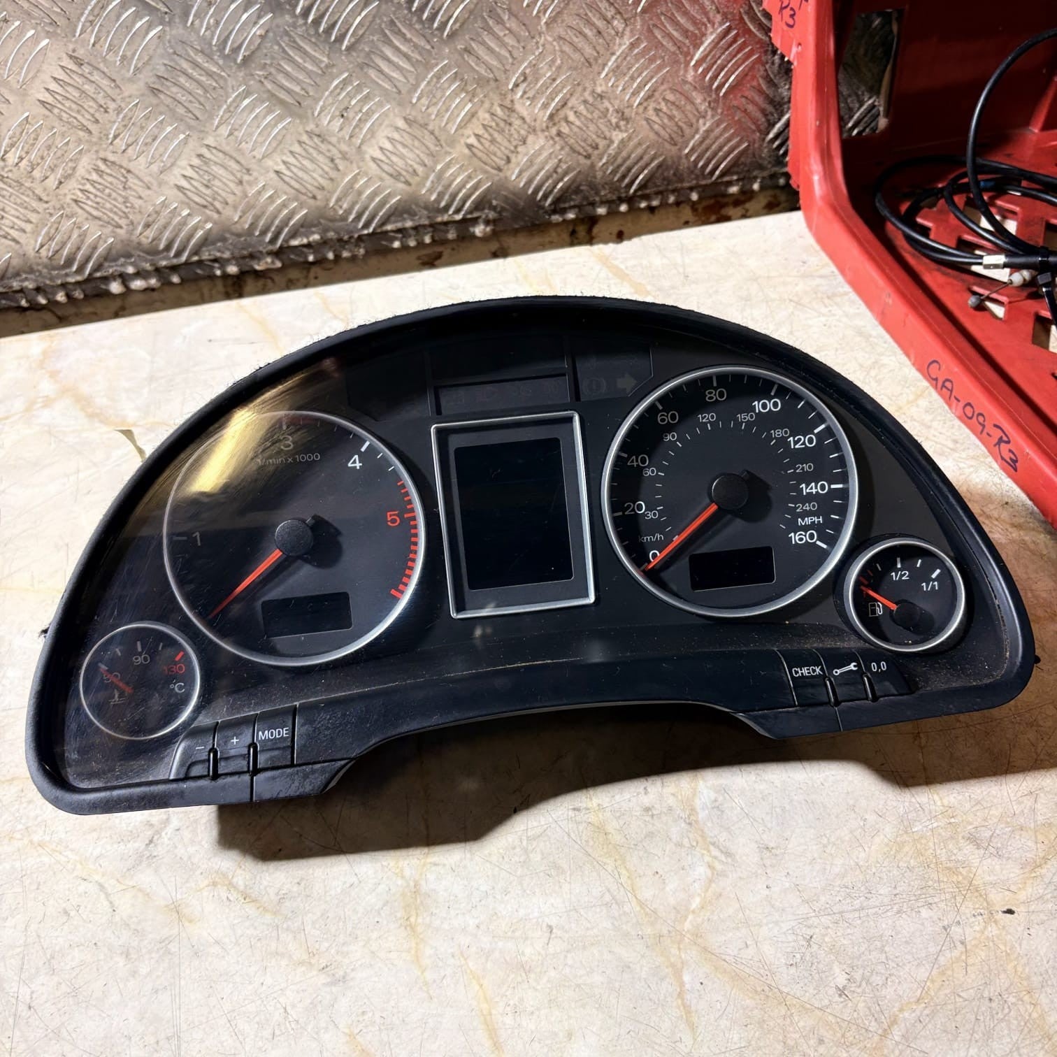2006 AUDI A4 INSTRUMENT SPEEDOMETER PETROL 0263626092 8E0920951E BLACK