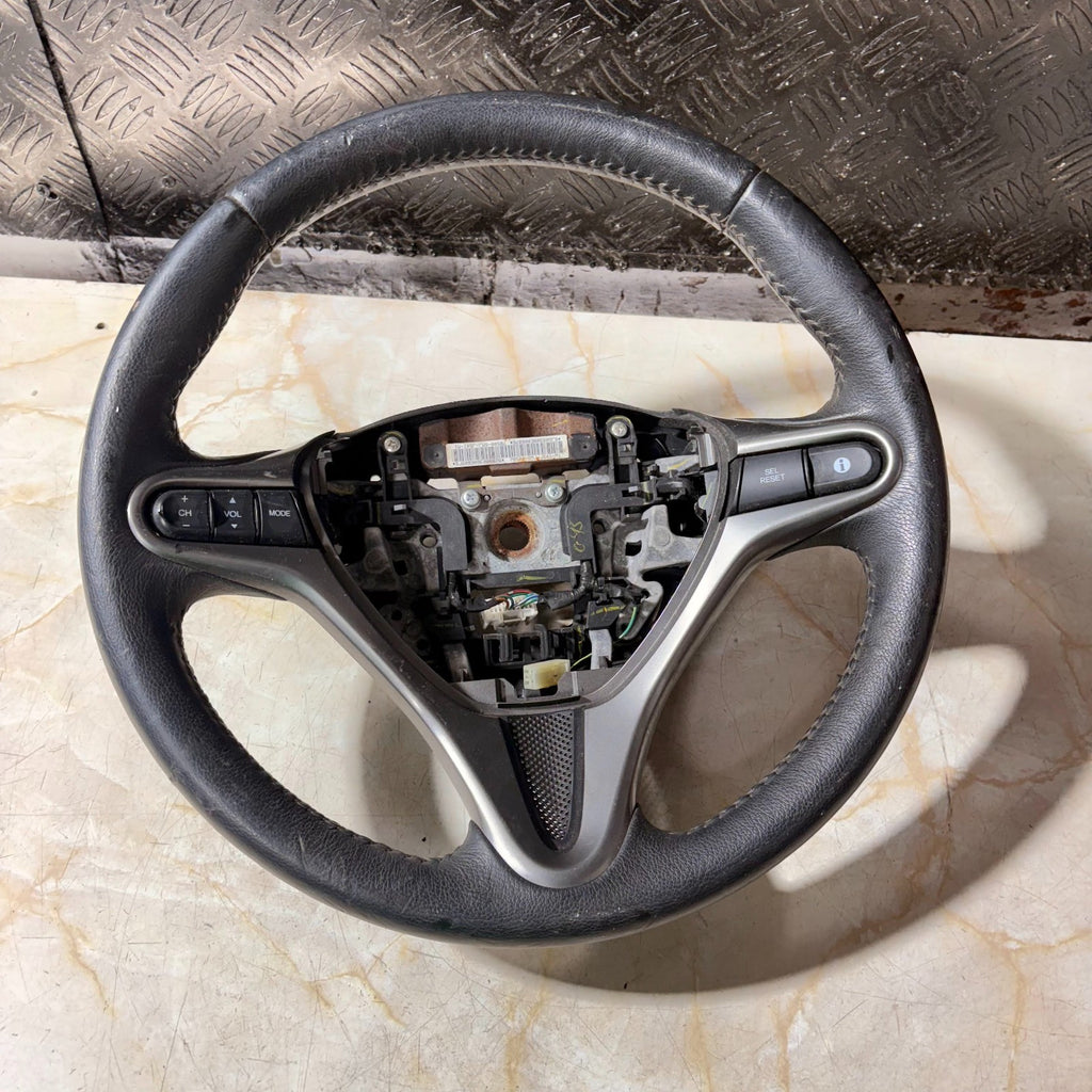 HONDA CIVIC MK8 2005-2011 LEATHER MULTIFUNCTION STEERING WHEEL 78500-SMJ-J541-M1