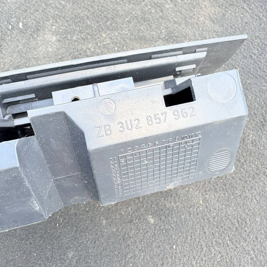 Skoda Superb 3U 2002-2008 Centre Console Ashtray Lid 4G7 3U2857962