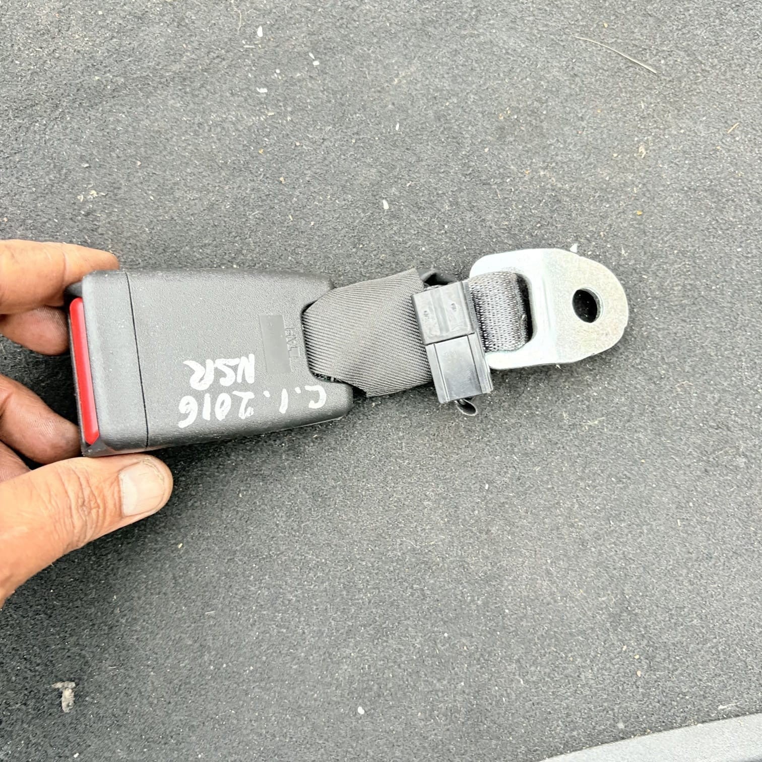 Citroen C1 Mk2 NSR Rear Left Seat Belt Buckle Stalk 5 Door 2014-2022