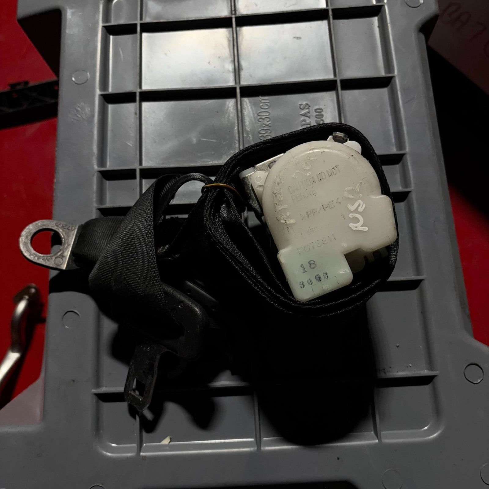 Seat Belt Left Rear Fits For TOYOTA AYGO 0434077