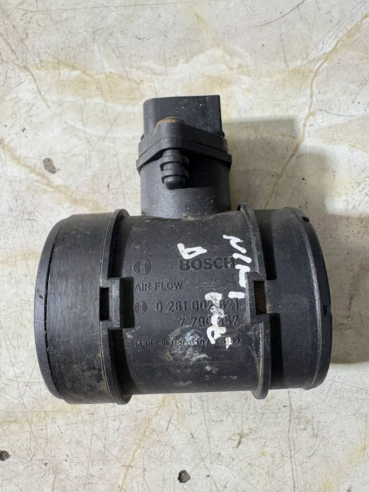Mini One R50 1.4D Airbox MAF Sensor BOSCH 2002-2006