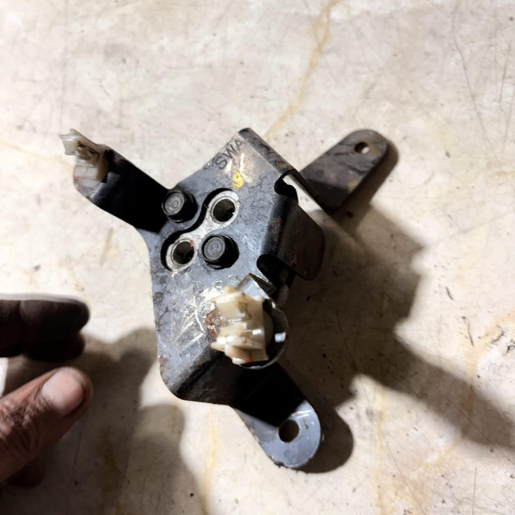 Honda CRV  2.2 Diesel Brake ABS Pressure Intensity Power Regulator KA31-S51
