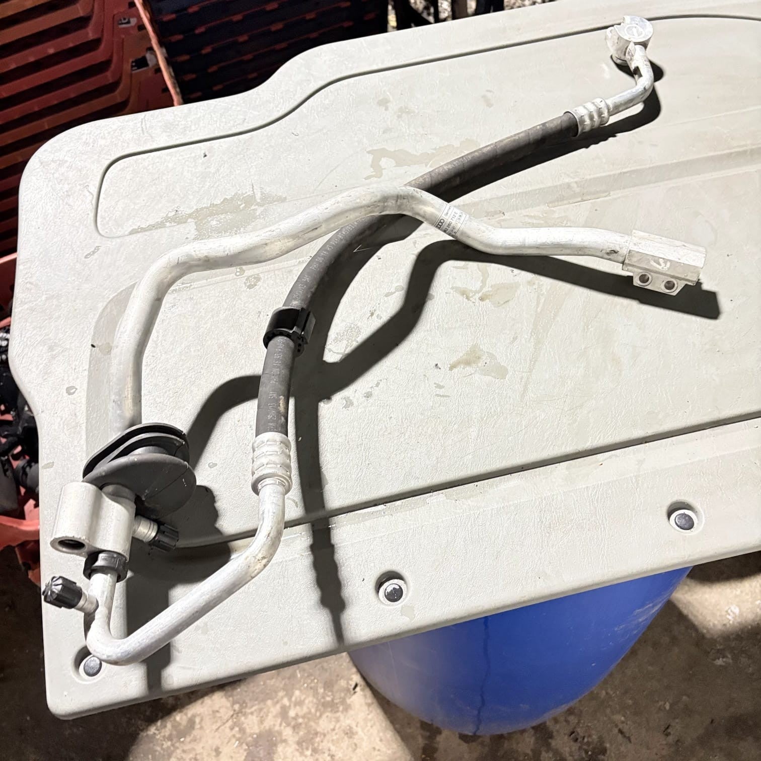 AUDI A4 B8 2.0 TDI 100kW Air Con A/C Pipe Hose 8K0260707S 2011