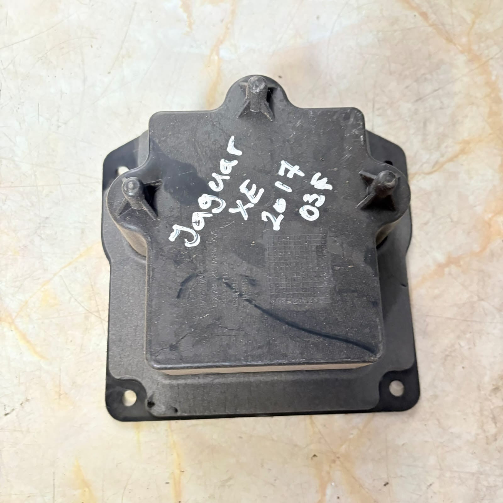 ⭐️2017 JAGUAR XE DRIVER FRONT DOOR CONTROL MODULE GJ32-14D618-BA OSF