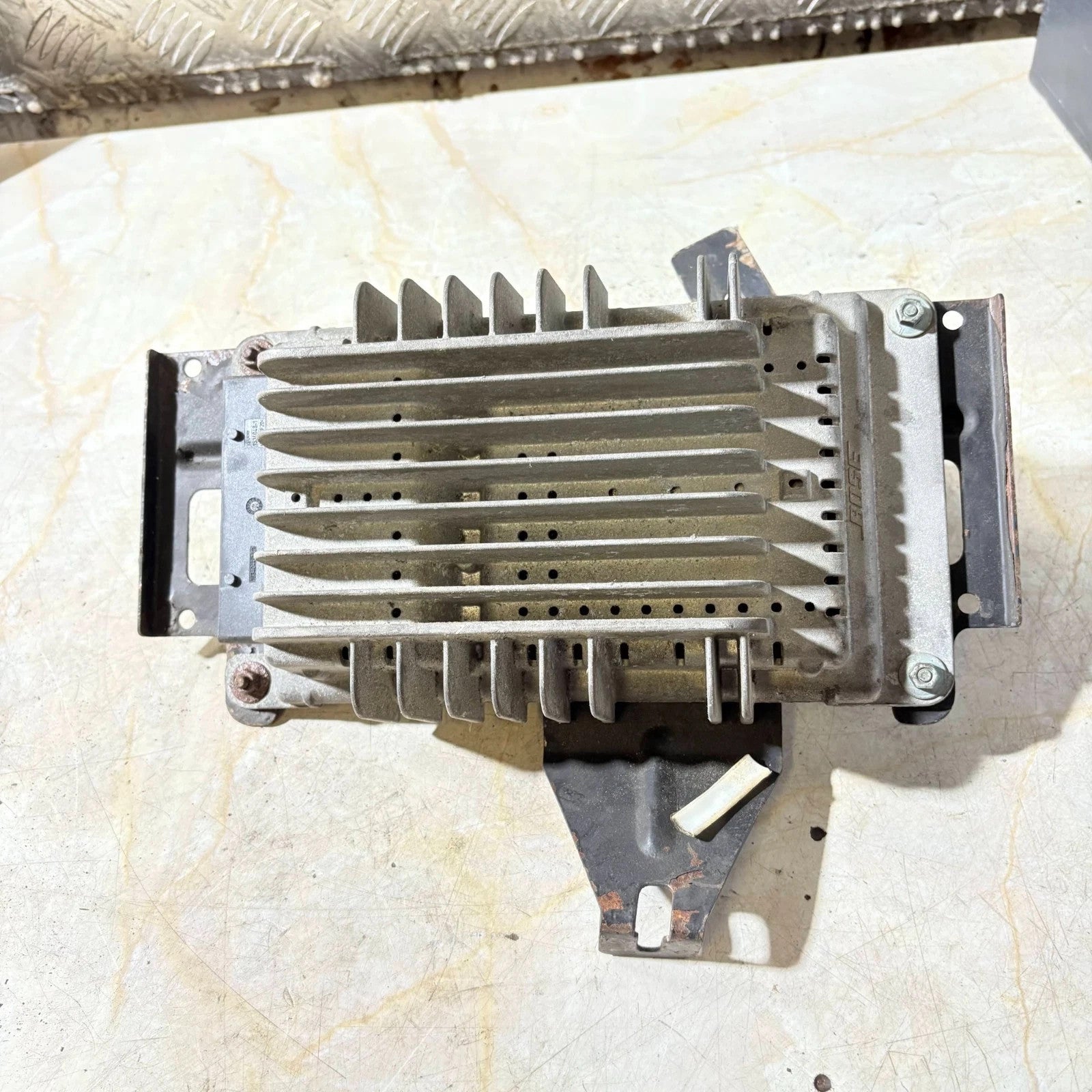 2003 - 2006 AUDI A4 CABRIOLET AMPLIFIER