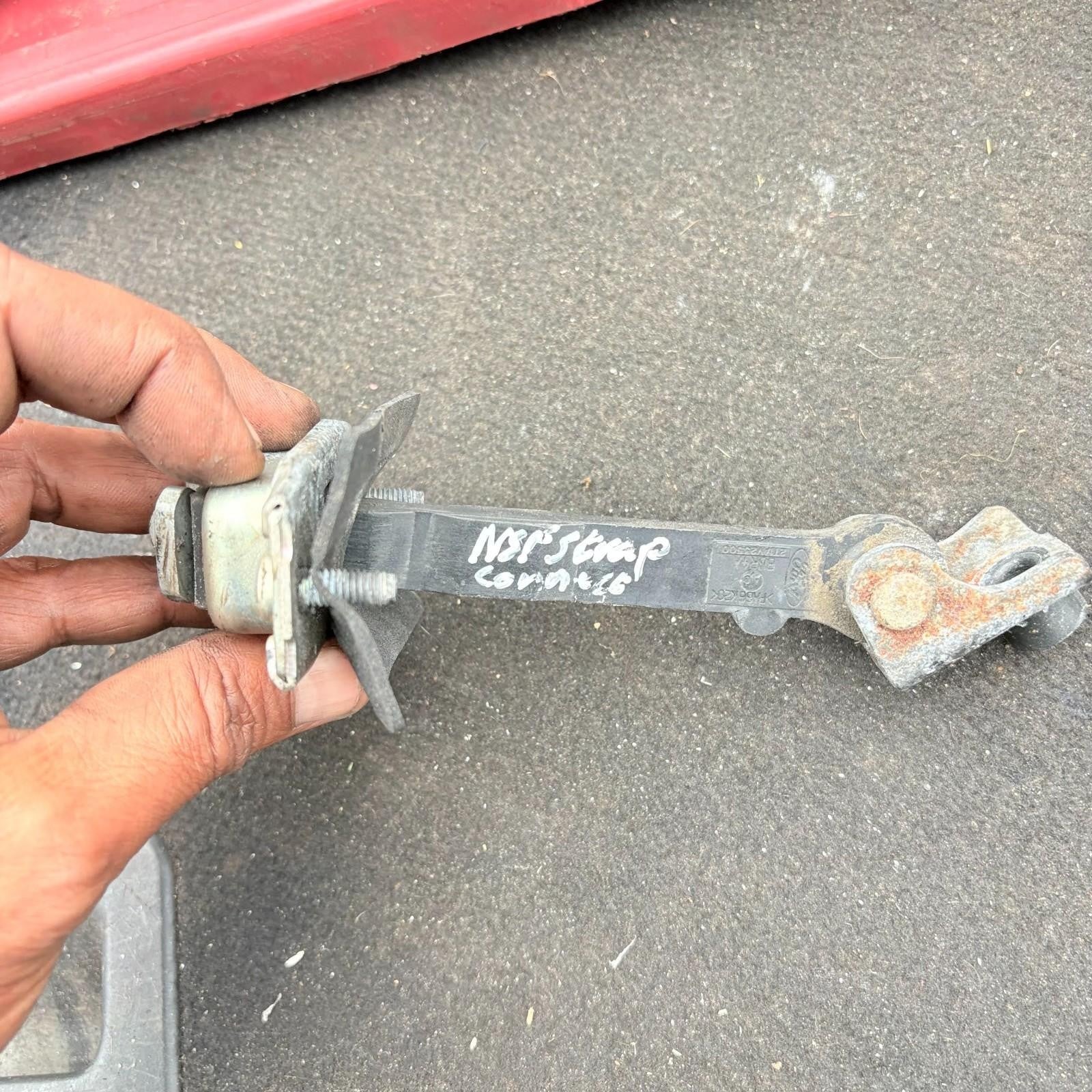 FORD TRANSIT CONNECT 2018-20 NEARSIDE/LEFT FRONT DOOR CHECK STRAP
