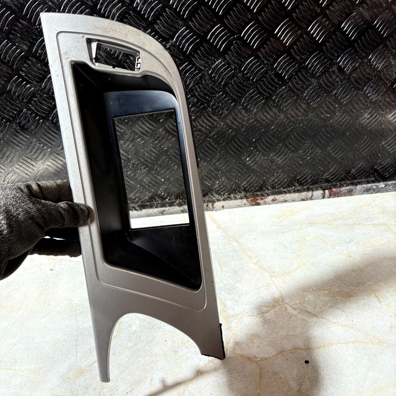 Audi A4 B8 2008-2014 CENTRE DASH DISPLAY SURROUND TRIM 8K2857185D