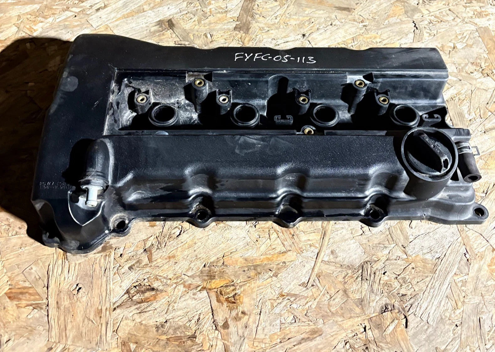 Mitsubishi Outlander Mk3 20132021 Engine Top Rocker Valve Cover