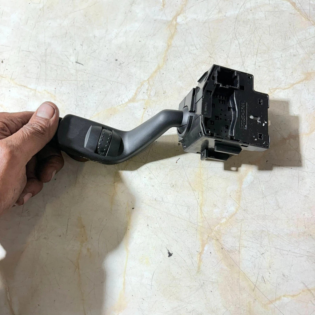 FORD FOCUS MK2 INDICATOR STALK 3M5T-13335-BC 2005-2010