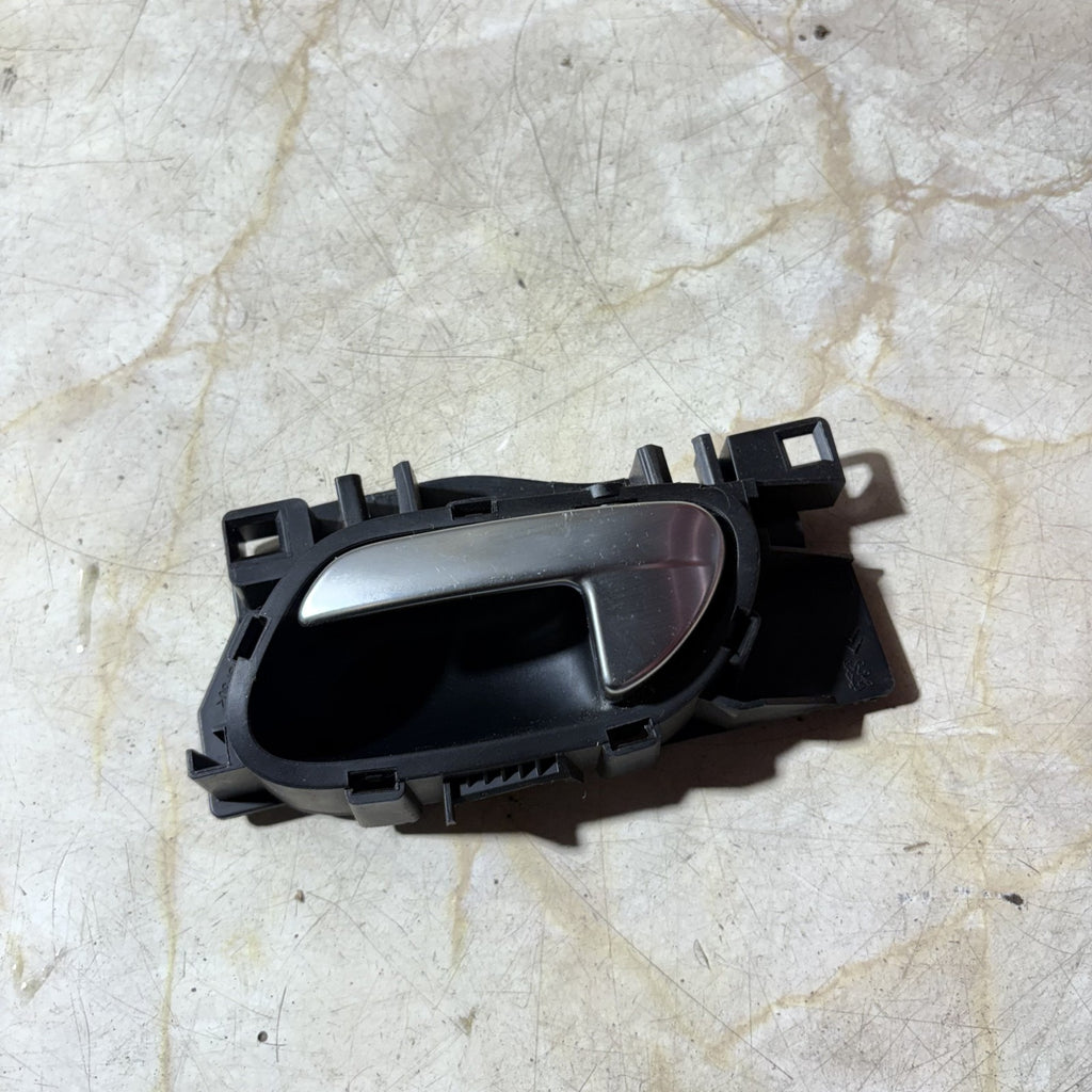 Citroen C3 Mk2 (SC) 2009-2016 Rear Left Passenger Interior Door Handle 1905002