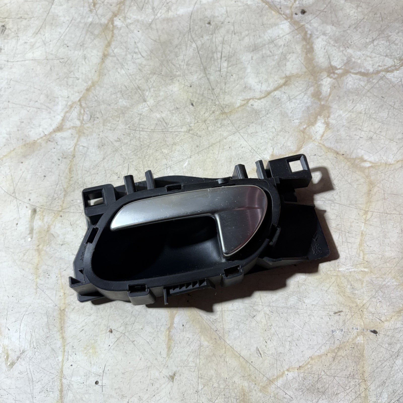 Citroen C3 Mk2 (SC) 2009-2016 Rear Left Passenger Interior Door Handle 1905002