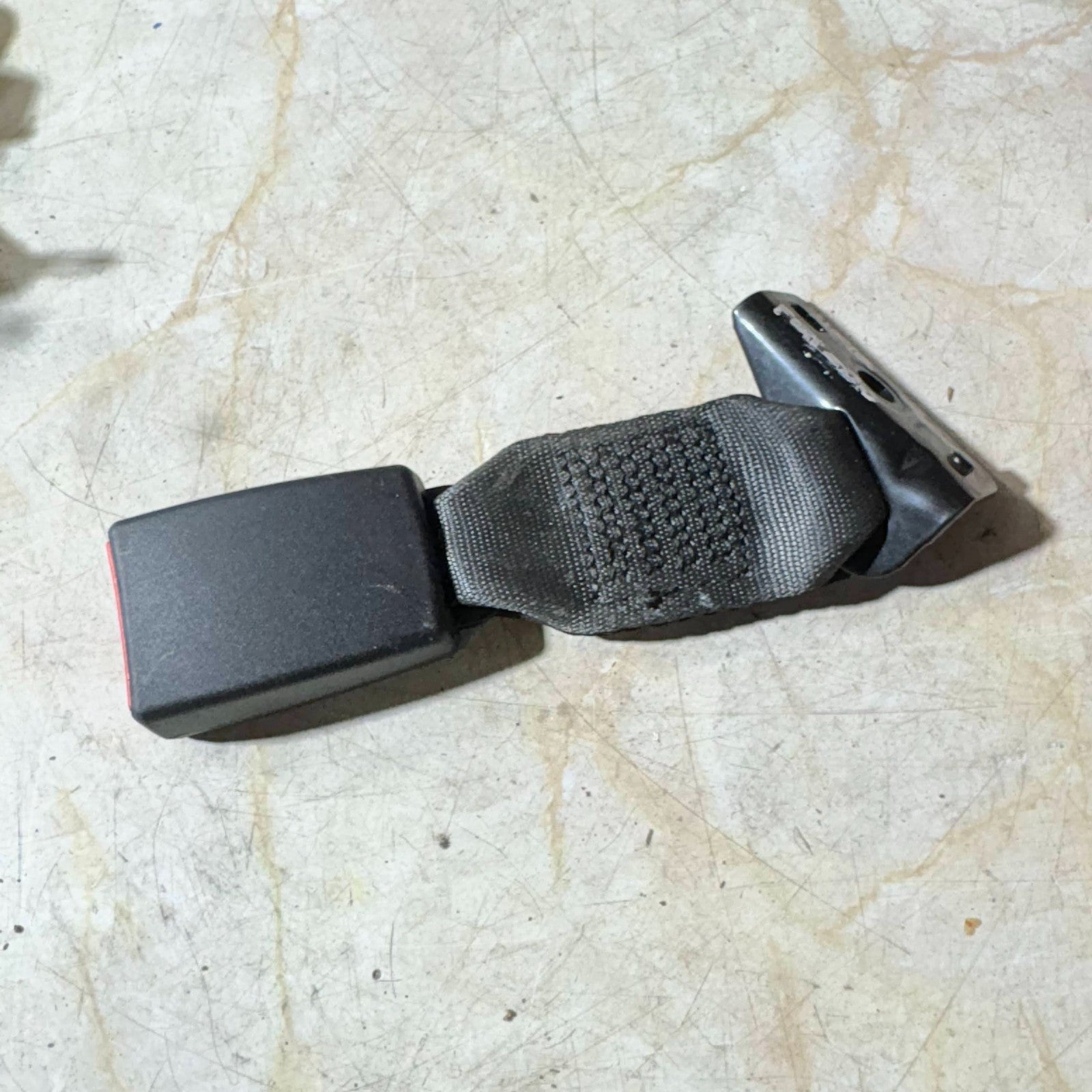 2009 FIAT 500 NSR REAR PASSENGER LEFT SIDE SEAT BELT STALK BUCKLE