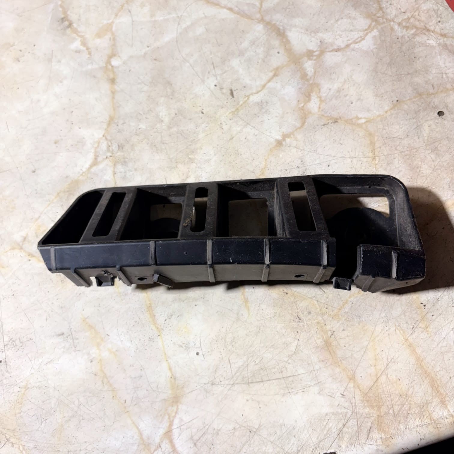 Skoda Rapid 2013-2022 Seat Toledo 2012-2019 Rear Bumper Guide Left 5JH807393A