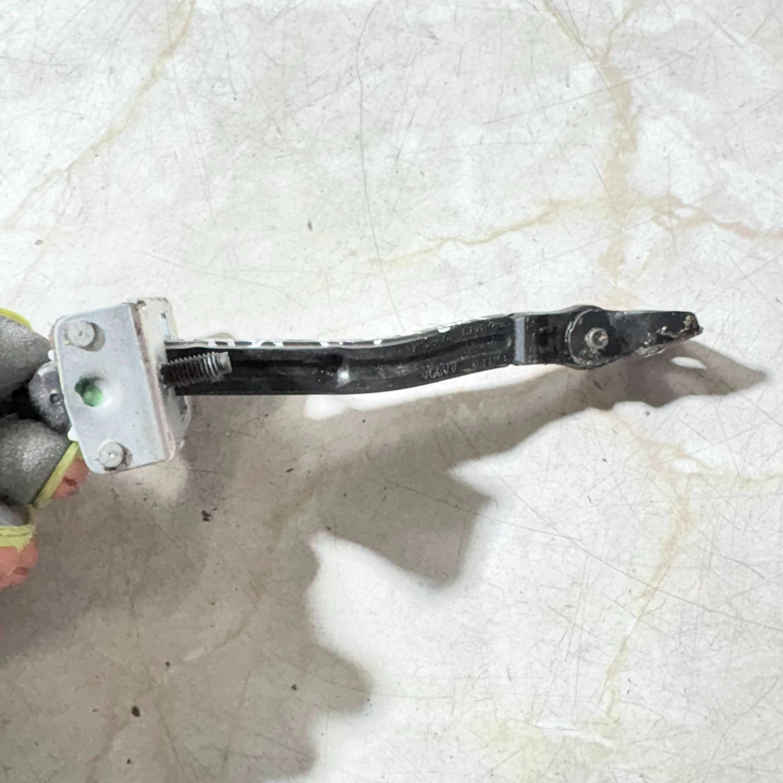Ford Fiesta 2007 Front Passenger Left Door Stop Check Hinge Strap